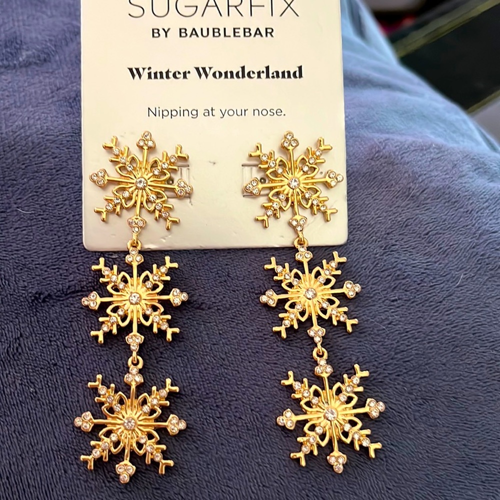 ❄️♥️❄️Snowy Cheer ❄️♥️❄️ Baublebar 💰 Bundle Earrings/Will Offer Discount 💰